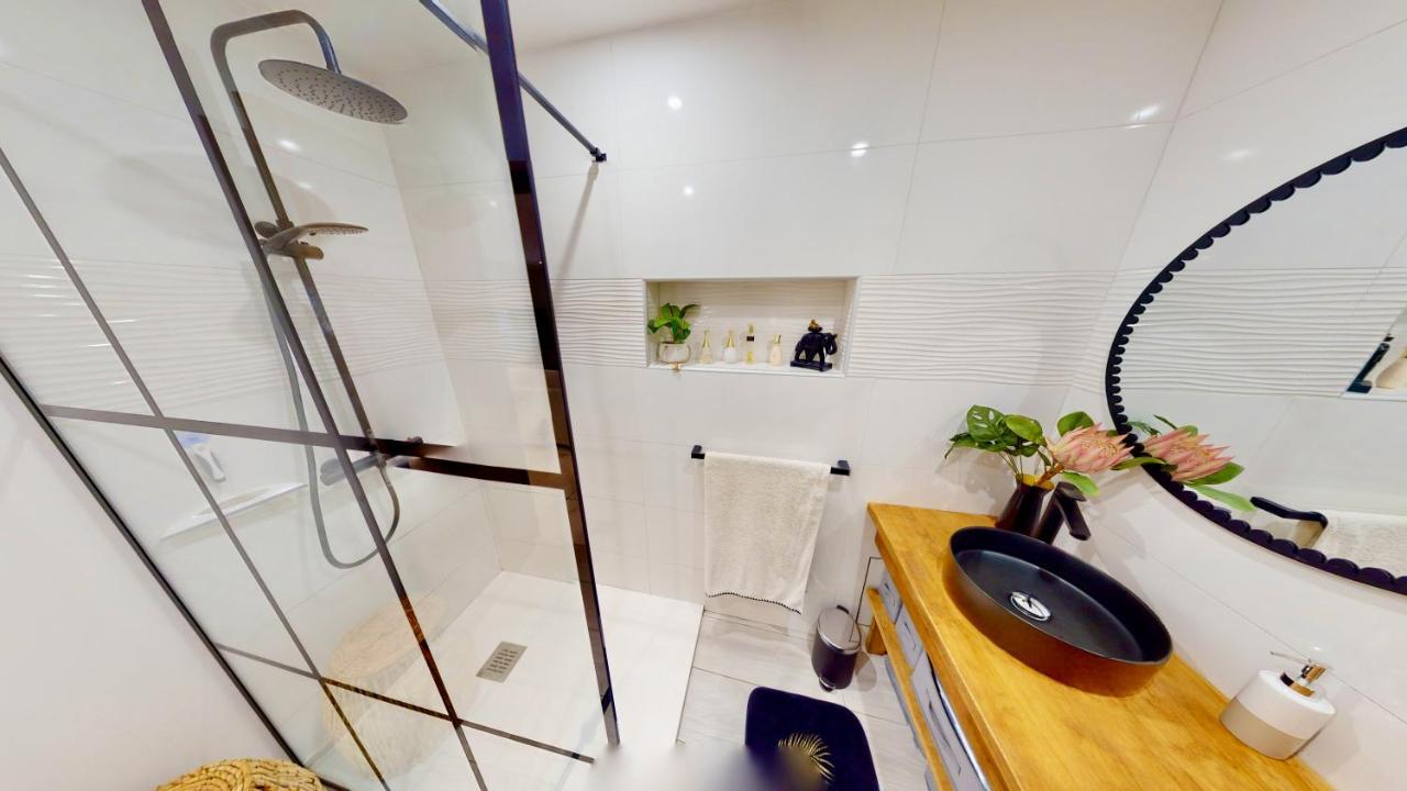 Marina, Spa & Sun - 2 Bedrooms - Luxury Apartment Anse Marcel エクステリア 写真