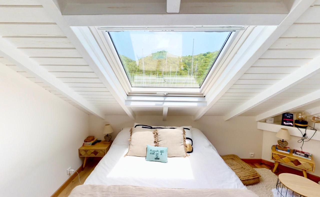 Marina, Spa & Sun - 2 Bedrooms - Luxury Apartment Anse Marcel エクステリア 写真